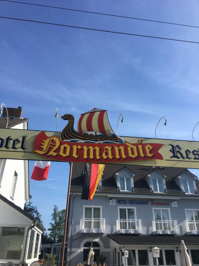 Hotel Restaurant Normandie Schildow Exterior photo